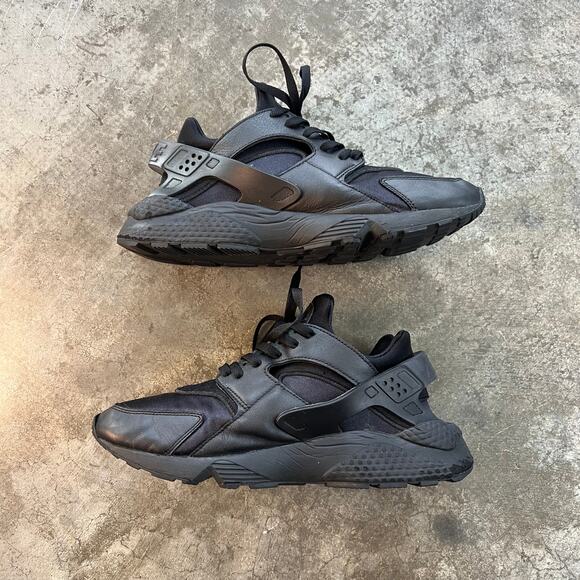 Nike Air Huarache Triple Black Mens Size 12 Sneakers Shoes DD1068-002 - Picture 5 of 9